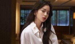 娱乐大爆料张艺兴宋祖儿,甜蜜互动引粉丝热议