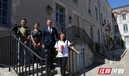 庆阳网红吃瓜事件视频最新,揭秘背后真相与网络暴力