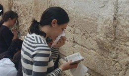 娱乐吃瓜君七七原视频,揭秘娱乐吃瓜界的幕后故事