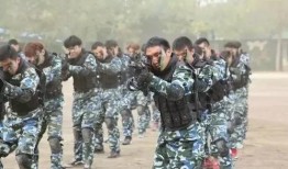 军训最新爆料视频,最新爆料视频揭秘热血瞬间