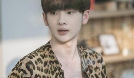 一个经纪人大爆料娱乐圈,经纪人独家爆料惊人真相