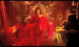 狼狈电影在线观看,一场惊心动魄的生死较量，在线观看不容错过！